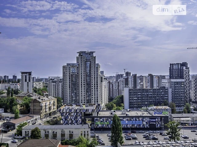 Продаж 2к квартири 85 кв. м на туп. Фортечний 7В • ID 347279