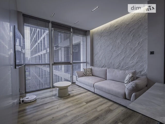 Продаж 2к квартири 85 кв. м на туп. Фортечний 7В • ID 347279