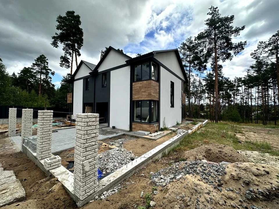 Дуплекс. Ірпінь, Львівська вулиця