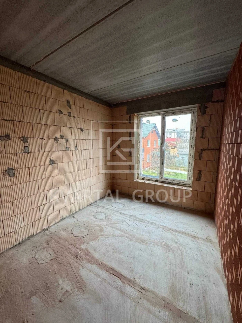 Продаж Таунхаусу площею 125 м², 3 поверхи в самому центрі мі