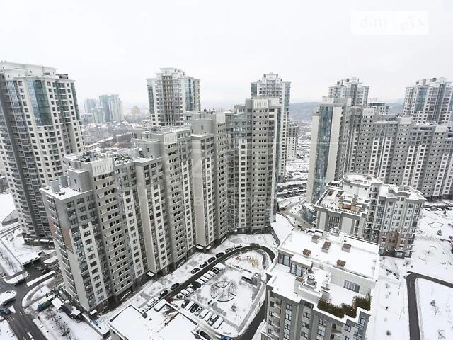 Продаж 3к квартири 174 кв. м на вул. Андрія Верхогляда 14А •