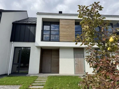 Продаж двоповерхового таунхауса в Ірпені. Закрытое коттеджное поселение