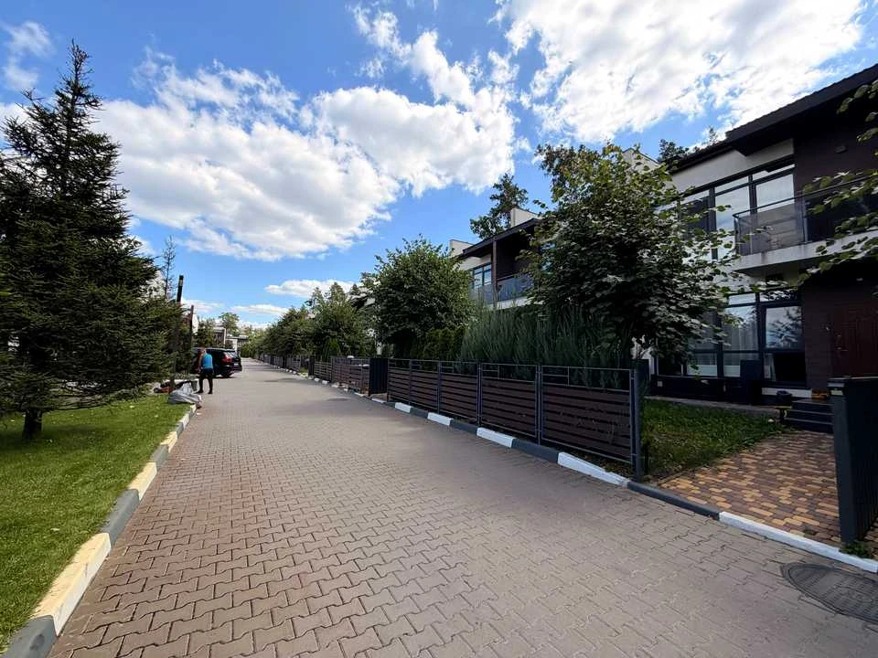 Дом. Ирпень, Лучшая улица