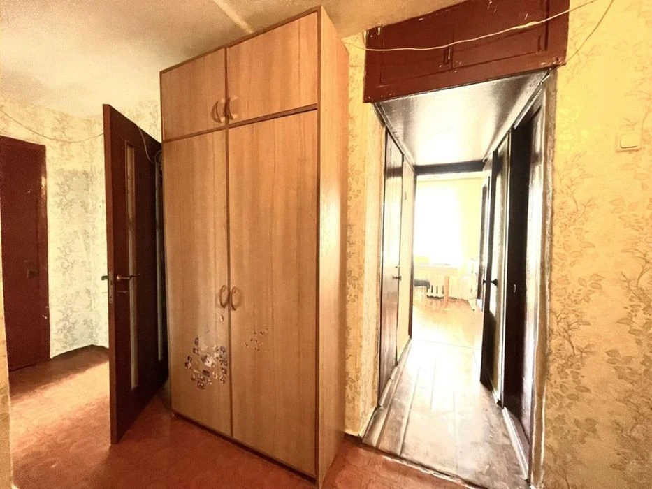 Простора 3к Чешка не кутова, мінімальне оформлення 42937