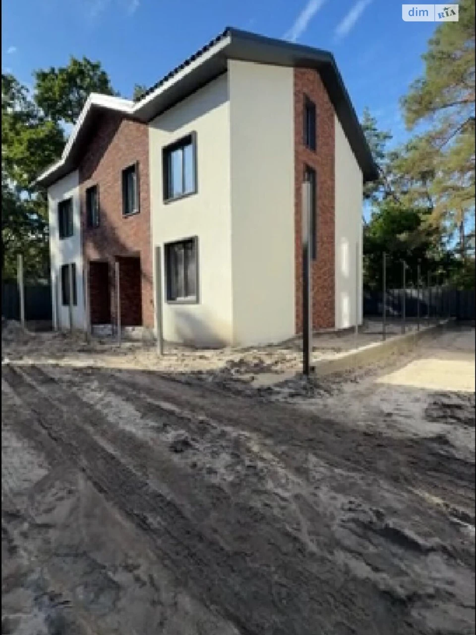 Продаж Дуплекс