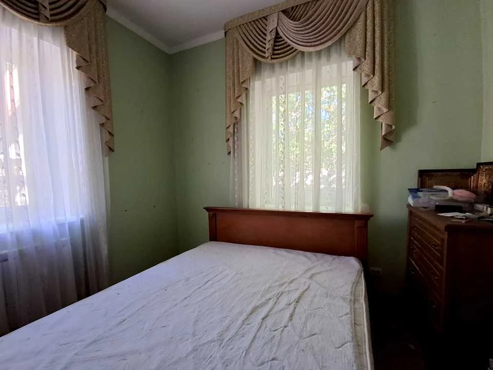 Дом. Ирпень, улица Лисенка