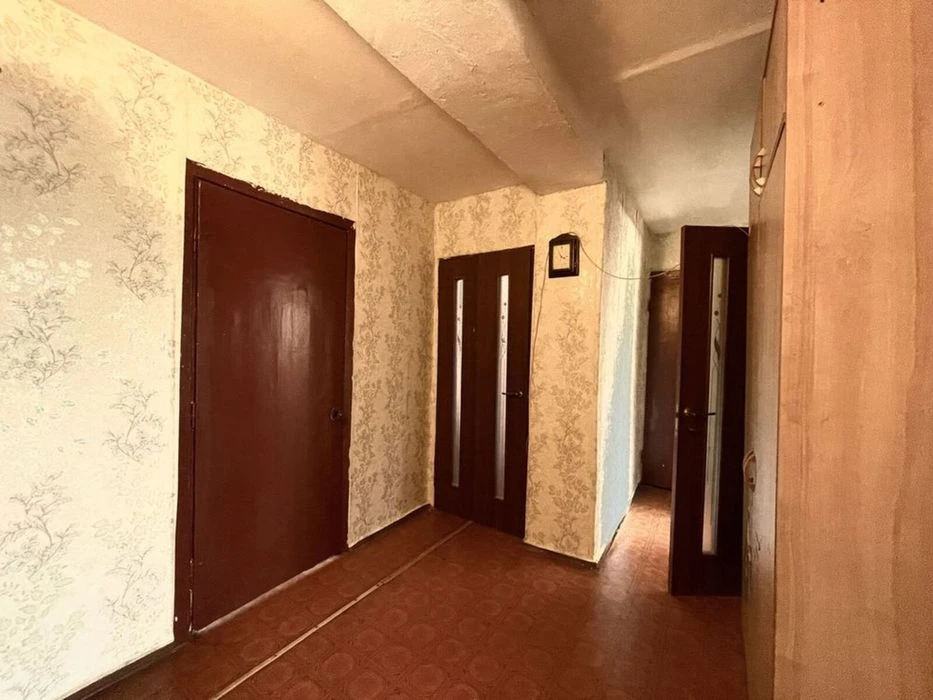 Простора 3к Чешка не кутова, мінімальне оформлення 42937