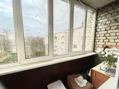 Простора 3к Чешка не кутова, мінімальне оформлення 42937