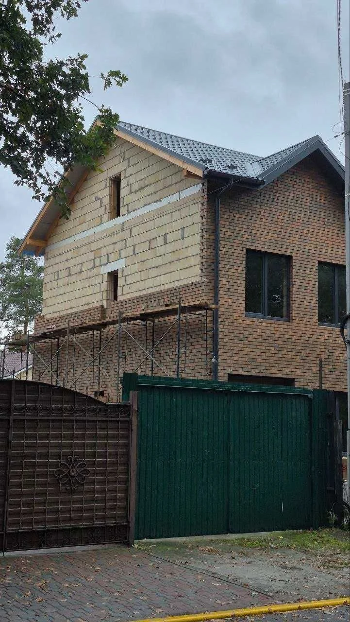 Продаж преміального таунхаусу від забудовника | Керамична це