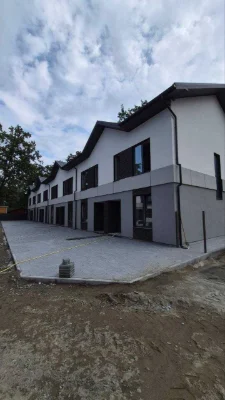 Продаж дуплексу на вулиці Олени Теліги з центральними комуні