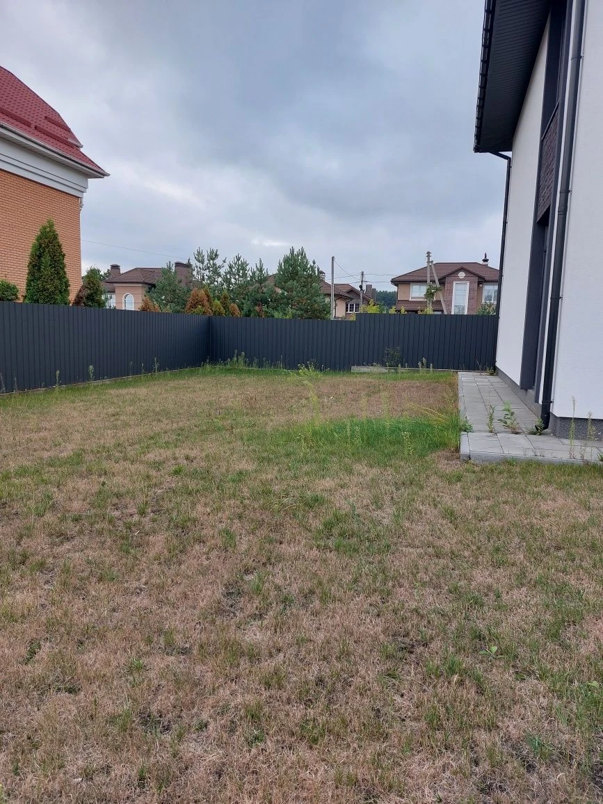 Продам ідеальний будинок  по вул. Глазового, 31. Без комісії