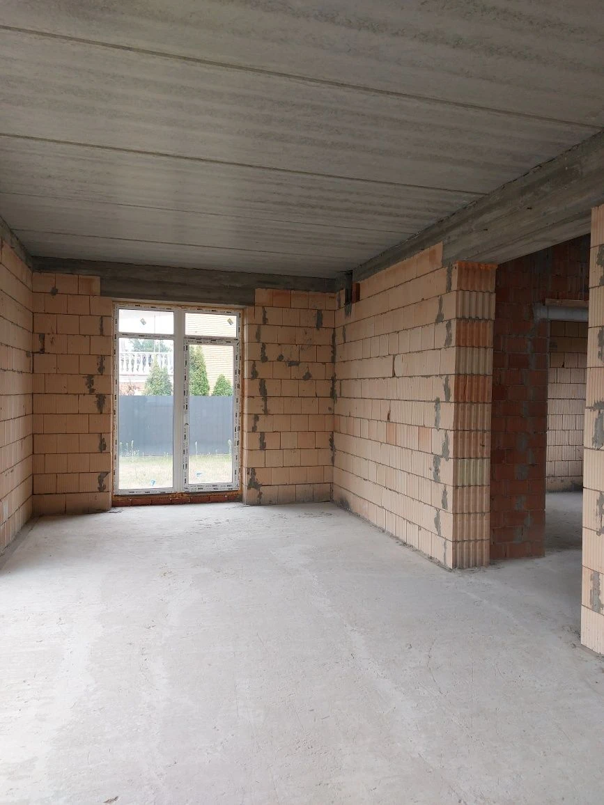 Продам ідеальний будинок  по вул. Глазового, 31. Без комісії