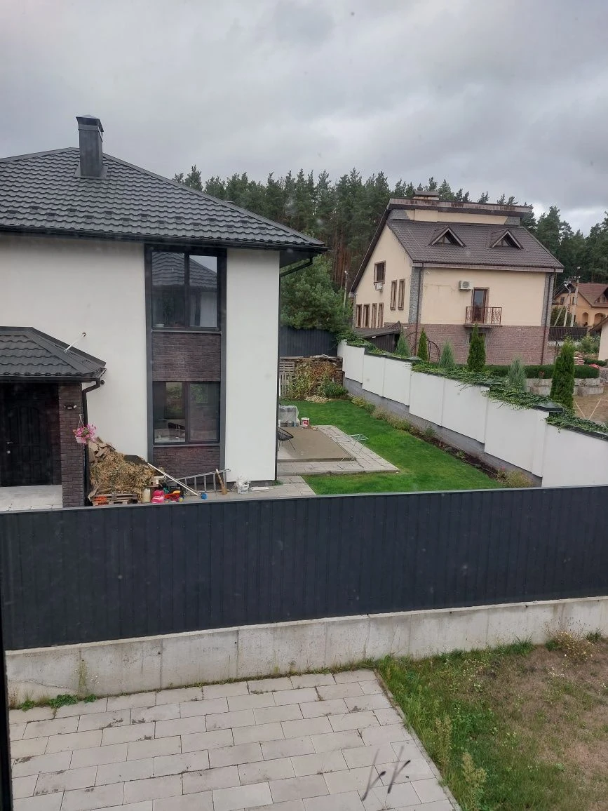 Продам ідеальний будинок  по вул. Глазового, 31. Без комісії