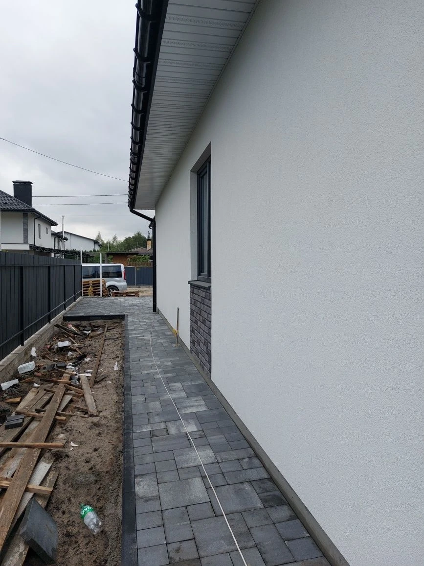 Продам ідеальний 3 кімнатний будинок по вул. Руданського. Бе