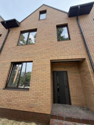 Townhouse in the center of Irpin! Eurobuilding!