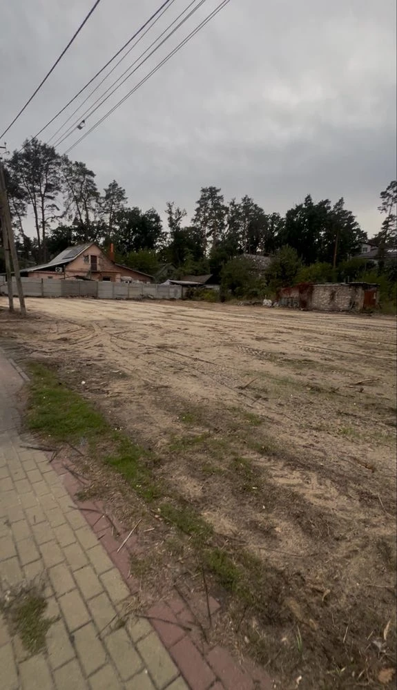 Продаж таунхаусів в лісовій частині міста, з власною ділянкою