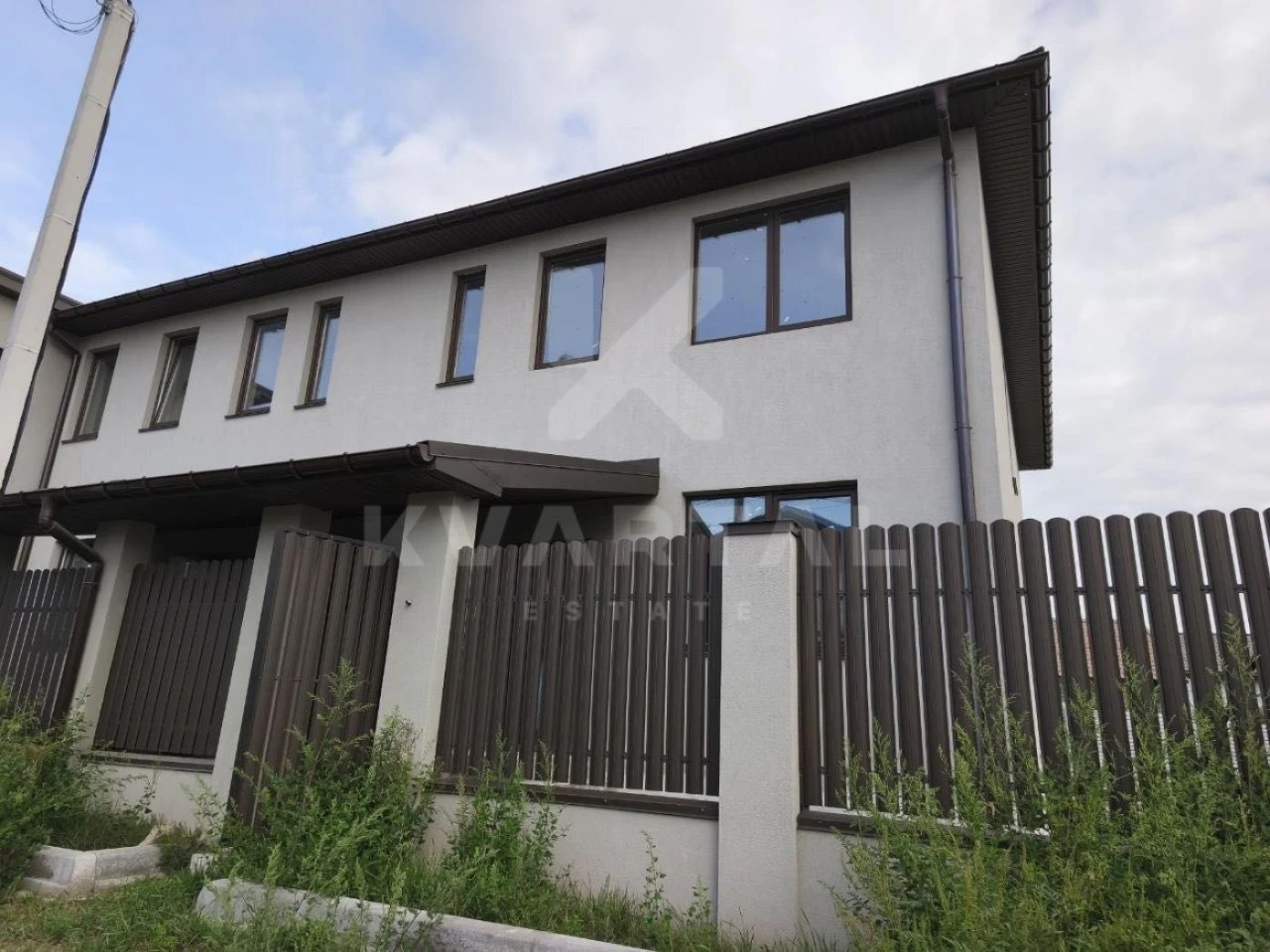Продаж сучасного дуплекса в Ірпені - комфорт заміського житт