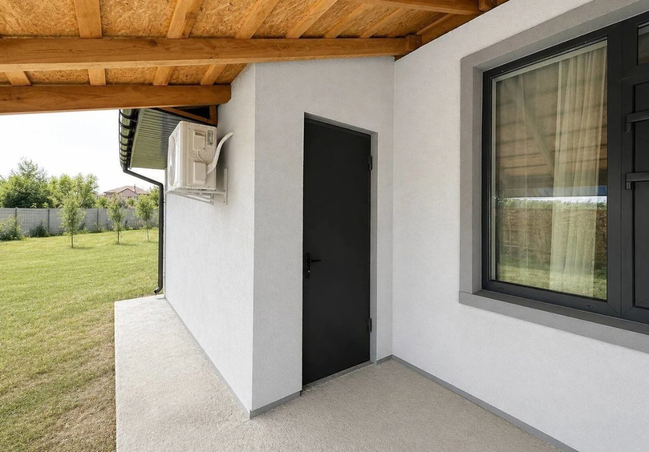 House with renovation and pool in Irpin | 130 m² | 12 acres