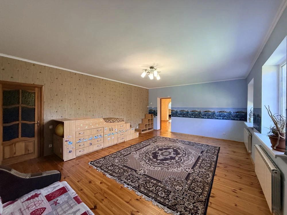Продаж будинок 149м2 з ремонтом,з гарежам,газ, 6 соток