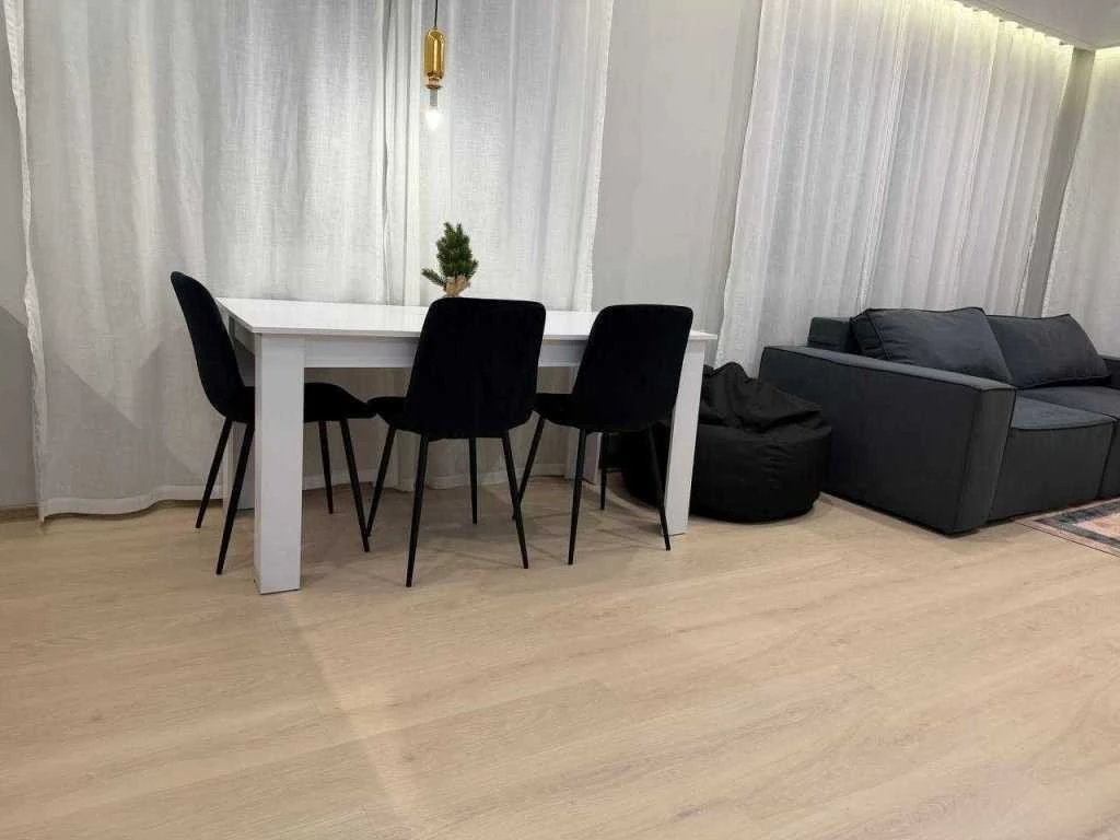 Продажа 1-комнатной квартиры 41 м², Михаила Максимовича ул.,