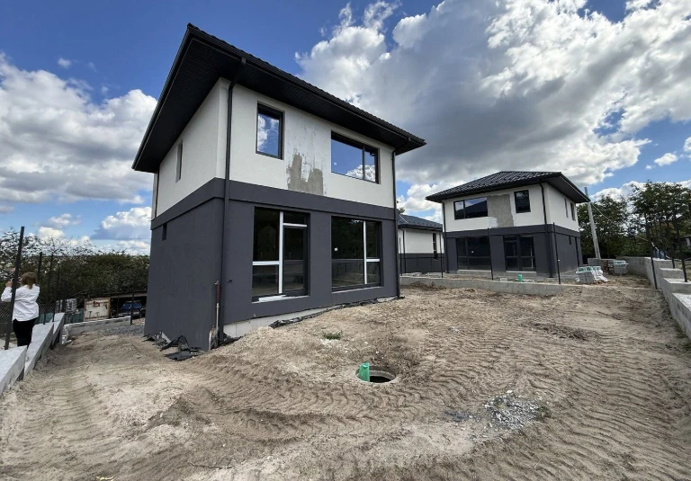 Продаж окремий будинок в місті Ірпінь | Розтермінування, Без