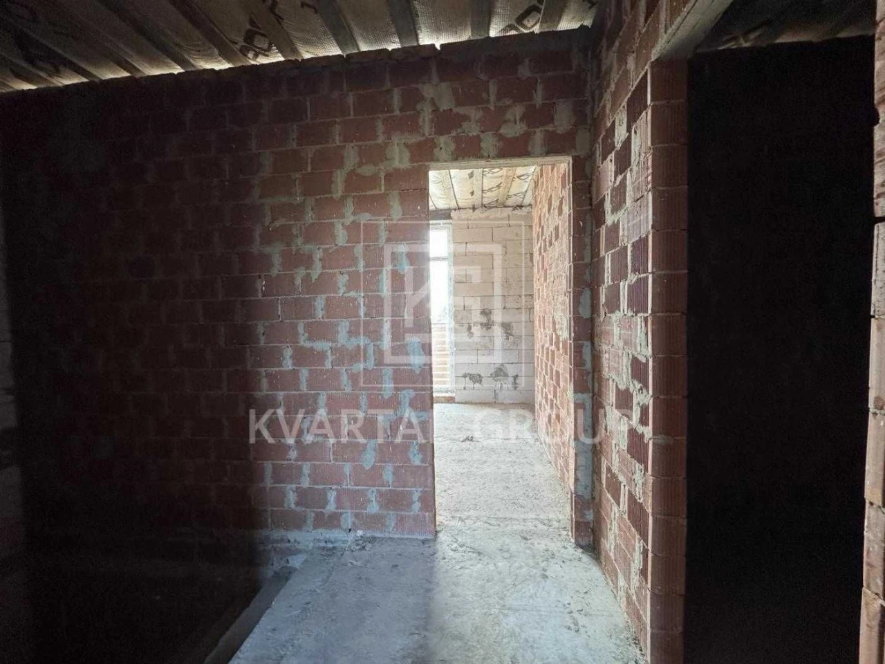 Townhouse 95 m² in Stoianka! Your own yard, convenient access to Kyiv