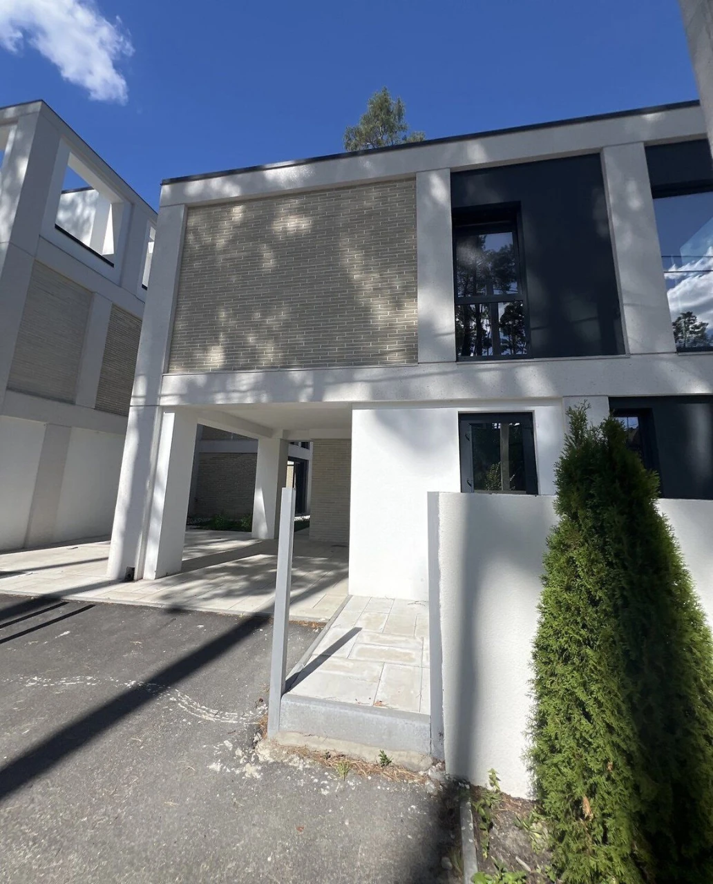Продаж окремий будинок в місті Ірпінь в лісовій частині 107м