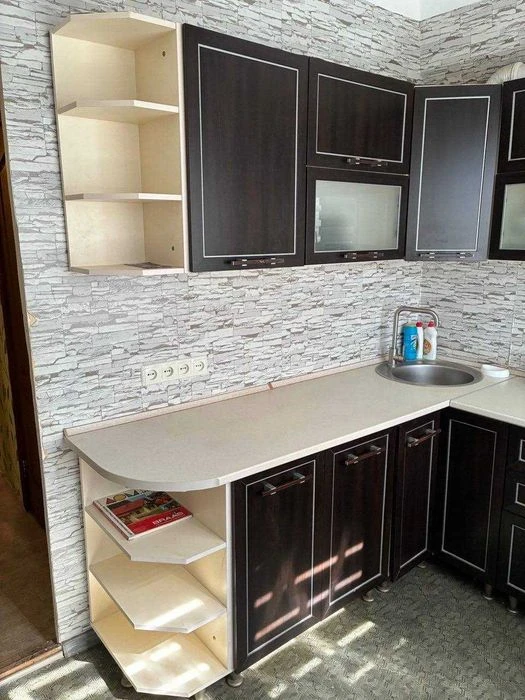 I will sell a 1-room apartment on Polyakova street