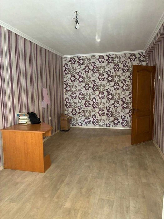 I will sell a 1-room apartment on Polyakova street
