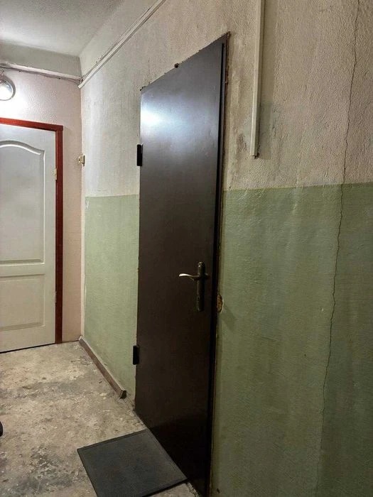 I will sell a 1-room apartment on Polyakova street