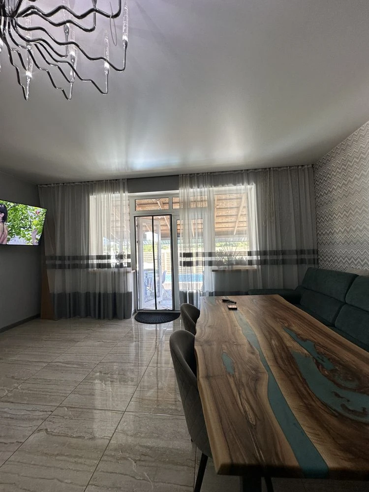 Продам будинок Ірпінь, вул. Лугова 130 м², 12 соток, ремонт,