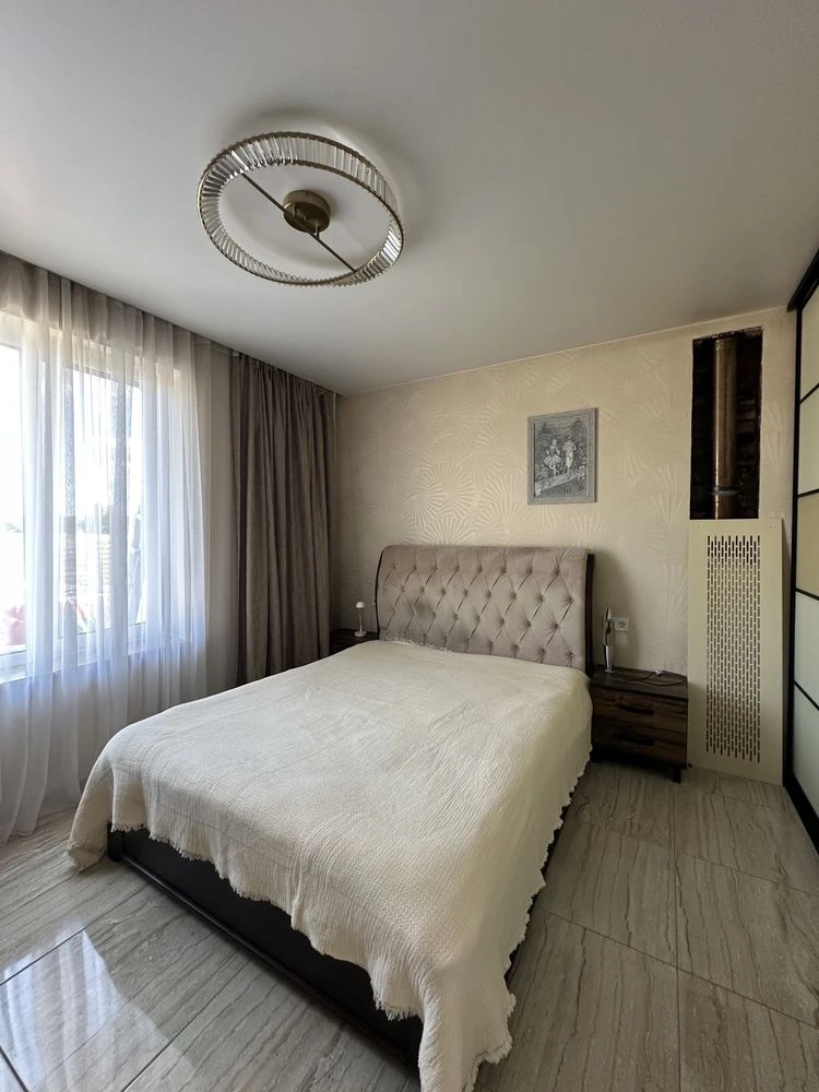 Продам будинок Ірпінь, вул. Лугова 130 м², 12 соток, ремонт,