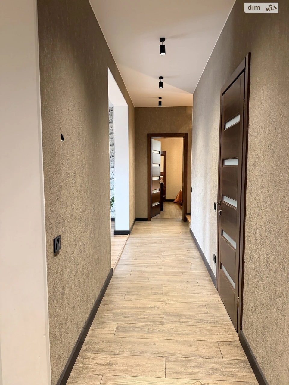 Продаж Дім