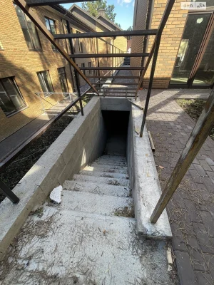 Продаж Таунхаус