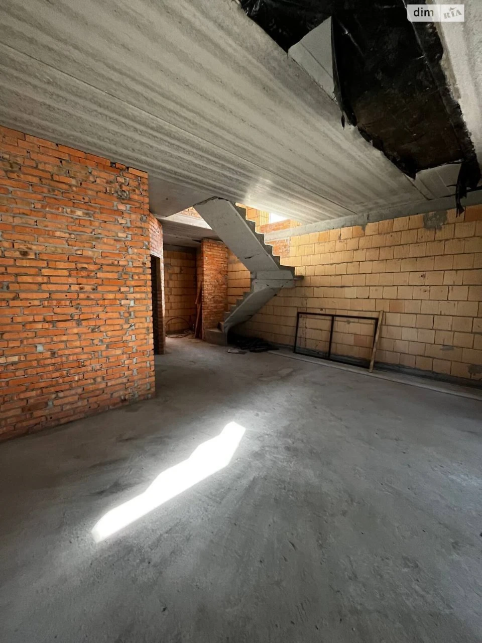 Продаж Дуплекс