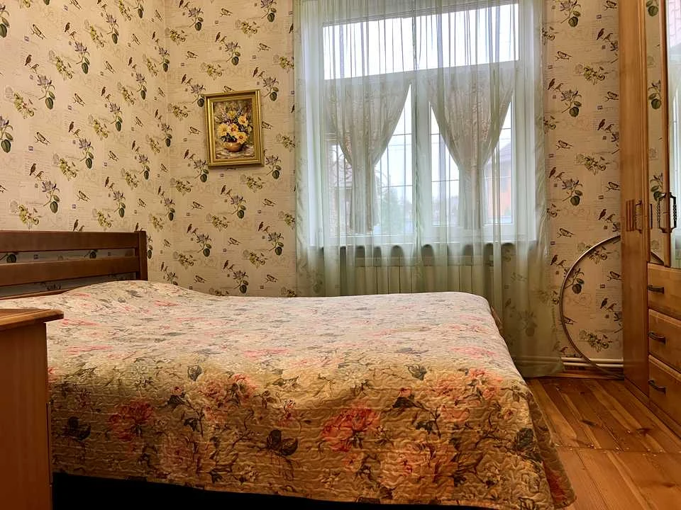 Будинок. Ірпінь, Богдана Хмельницького вул.