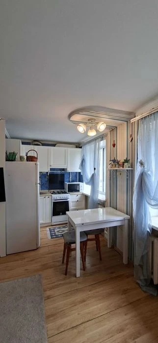 Срочно продам квартиру 45 кв.м Черемушки/ Щорса