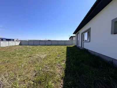 Дом. Ирпень, Весна