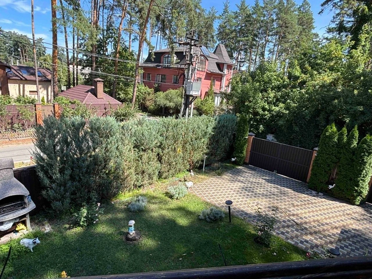 Продаж готового до заселення квадрохауса в Ірпіні