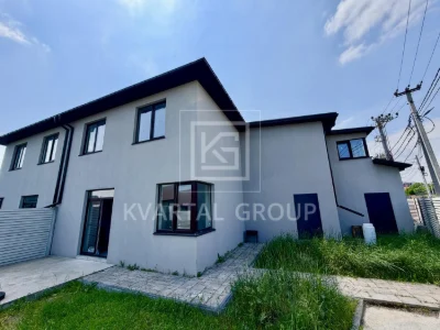 Продажа просторного дуплекса, построенного для себя