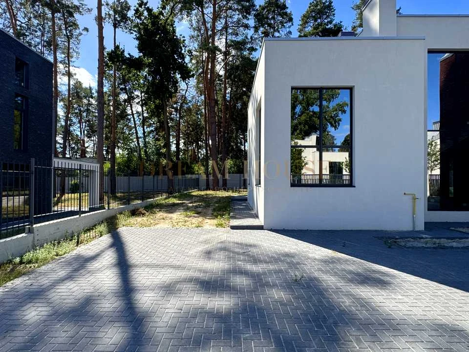 Будинок. Ірпінь, 9-та Лінія вул.