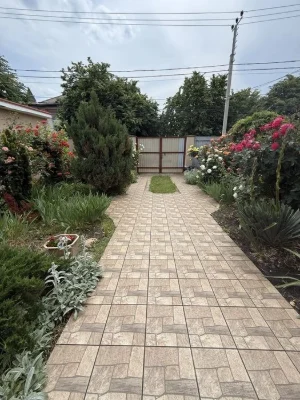 For sale house on Tolbukhina 240m2 with renovation_plot 5.5 hundred
