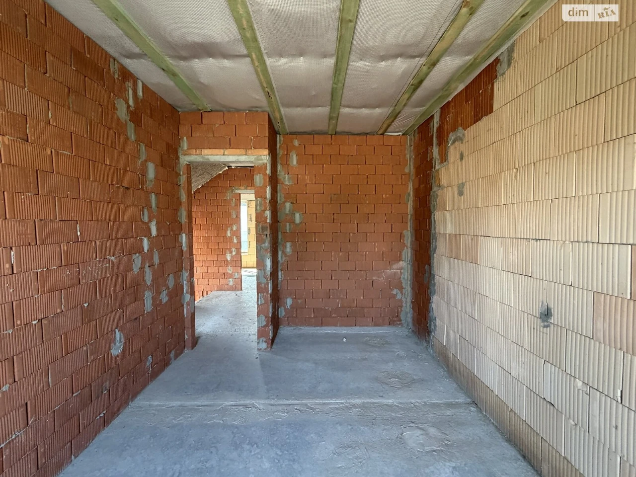 Продаж Дім