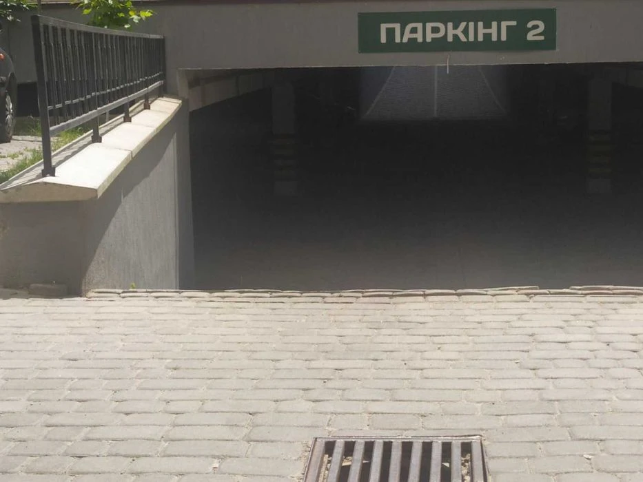 Продам, , СДАНА, Центр, 2-х комнатная, блия гот.Нади