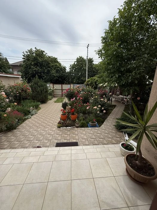 For sale house on Tolbukhina 240m2 with renovation_plot 5.5 hundred