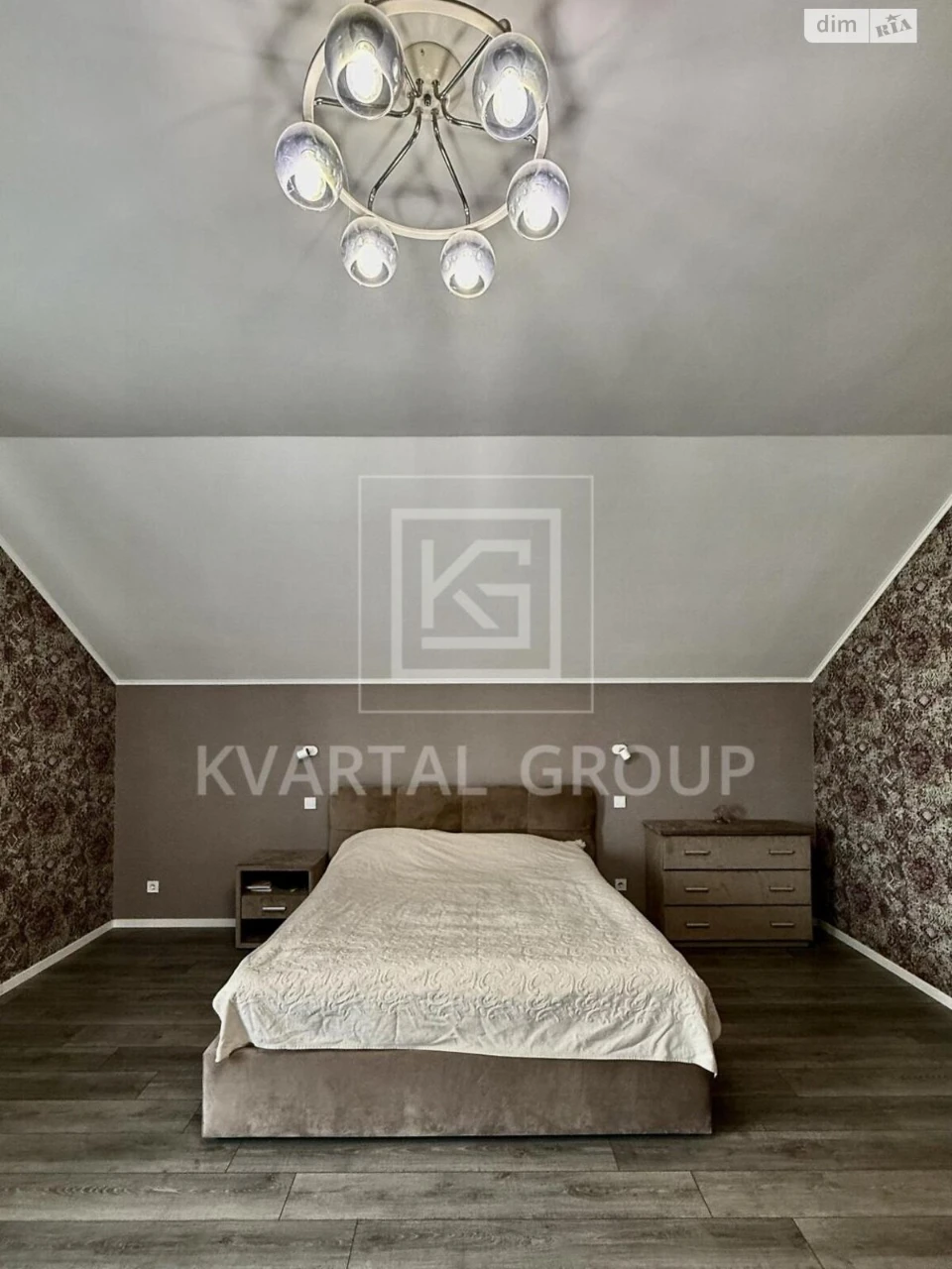 Продаж Дім