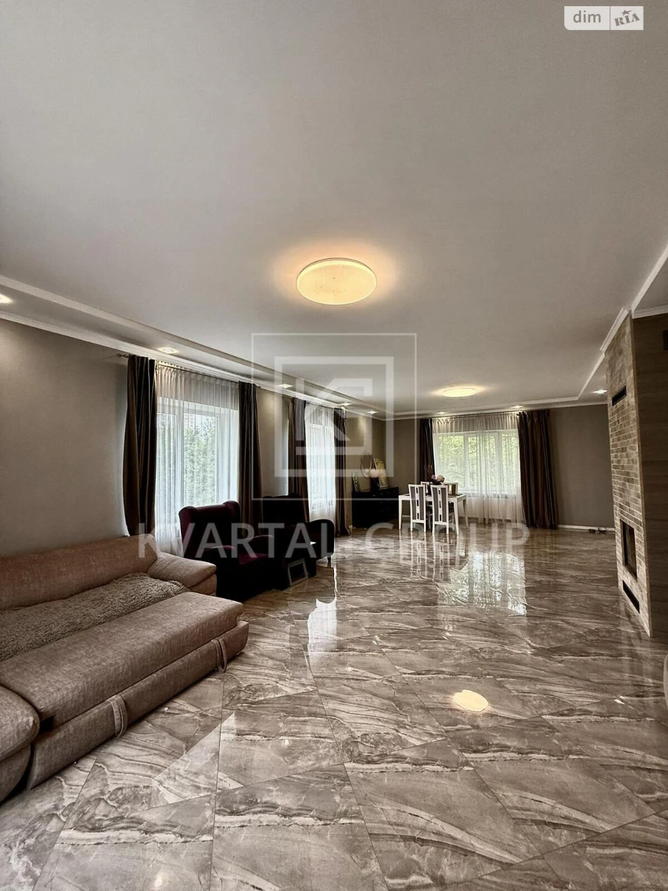 Продаж Дім
