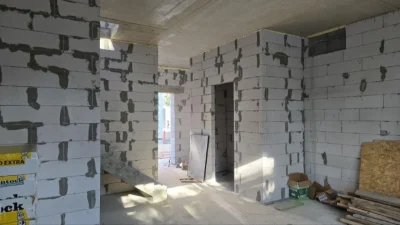 Продам дуплекс 140 метрів біля Академії. Газ! Без комісії !