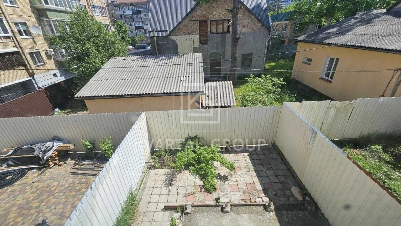 Продаж таунхауса в центрі міста Ірпінь. Під чистовий ремонт!