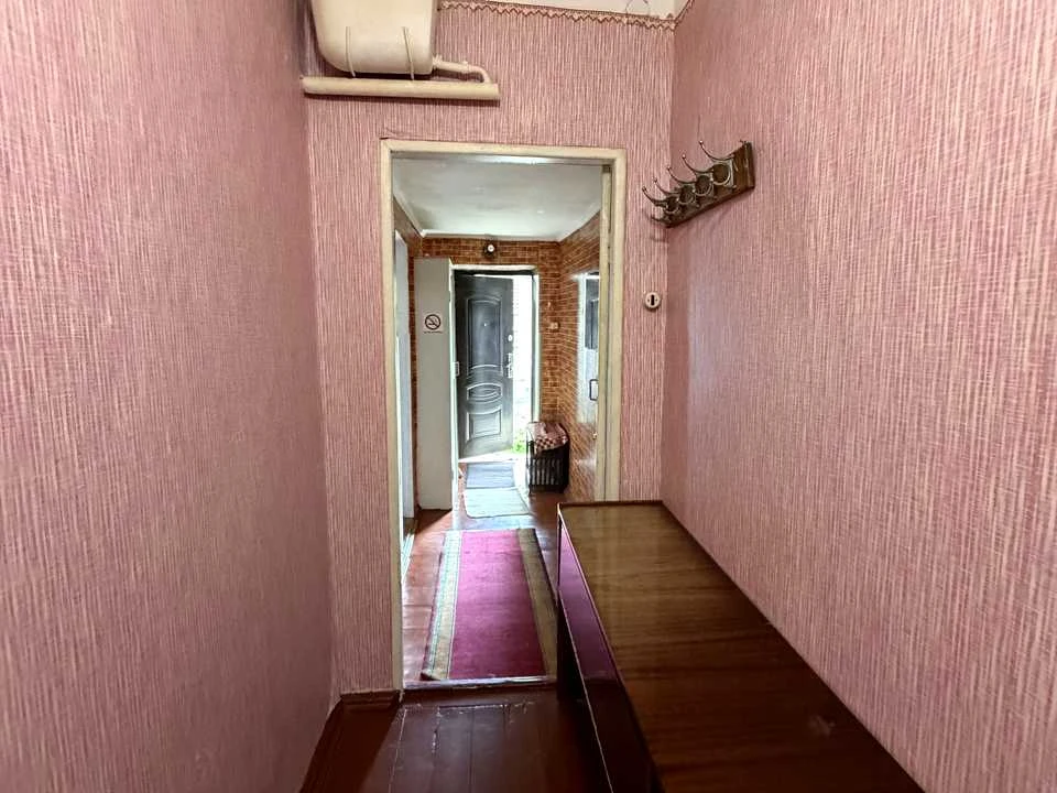 Частина будинку з гаражем. Ірпінь, Мінеральна вулиця